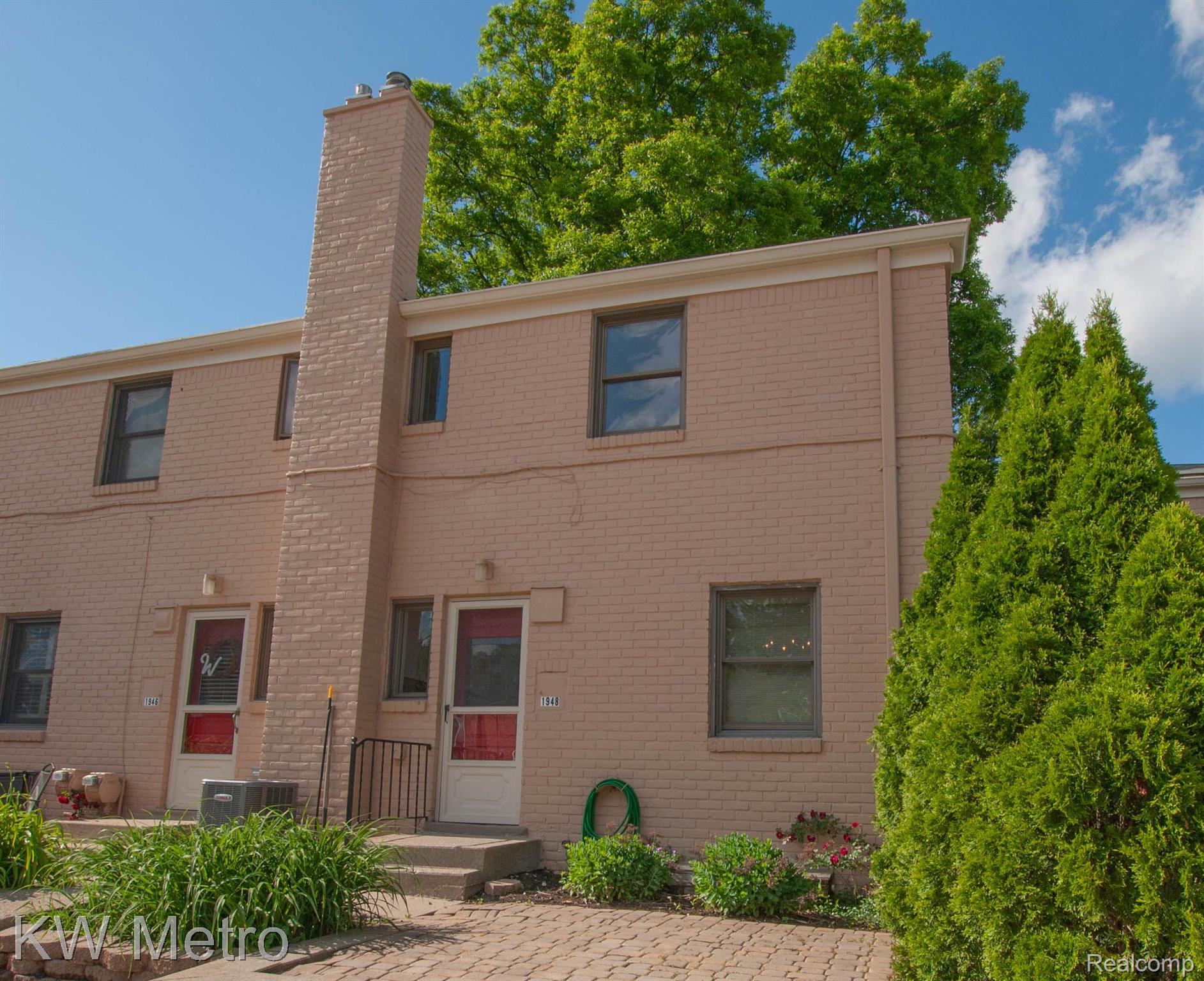 1948 Graefield Road Birmingham, MI 48009 - Photo 13 of 13 Back of Townhouse