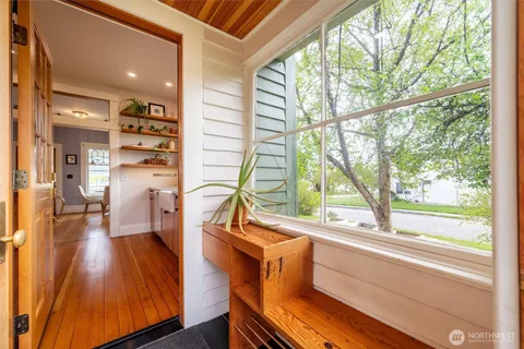 a view of front of house with a yard