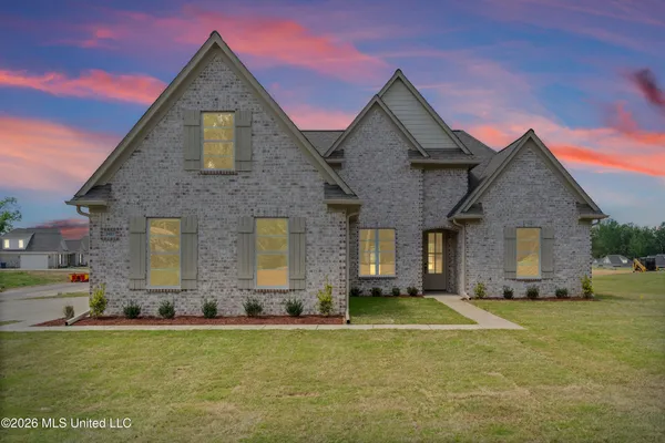 $428,400 | 3483 Clair Circle East, Hernando, MS 38632