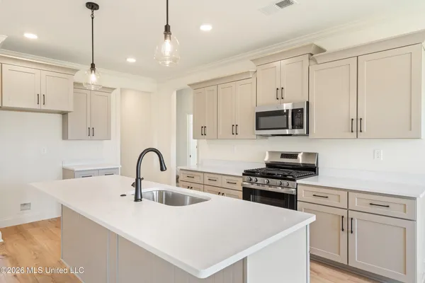 $428,400 | 3483 Clair Circle East, Hernando, MS 38632