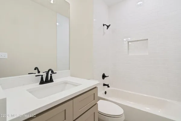 $428,400 | 3483 Clair Circle East, Hernando, MS 38632