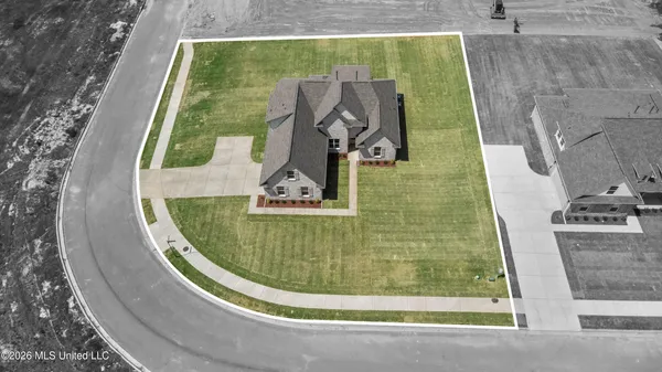 $428,400 | 3483 Clair Circle East, Hernando, MS 38632