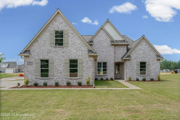 $428,400 | 3483 Clair Circle East, Hernando, MS 38632