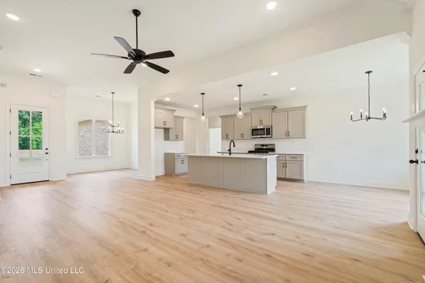 $428,400 | 3483 Clair Circle East, Hernando, MS 38632