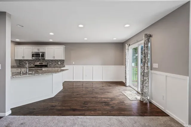 $569,000 | 50774 Teall Road, Bristol, IN 46507