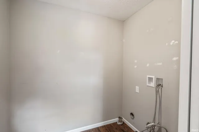 $569,000 | 50774 Teall Road, Bristol, IN 46507