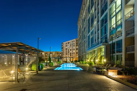 $625,000 | 900 20th Avenue South, Unit 1006, Nashville, TN 37212