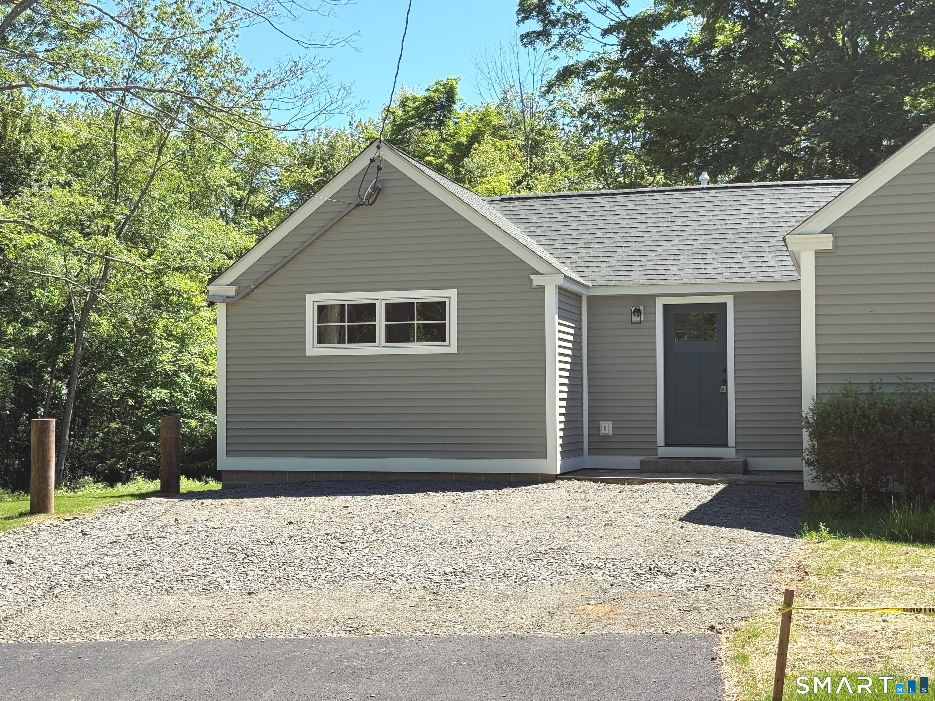2569 Long Hill Road, Unit 2 Guilford, CT 06437 - Photo 4 of 26