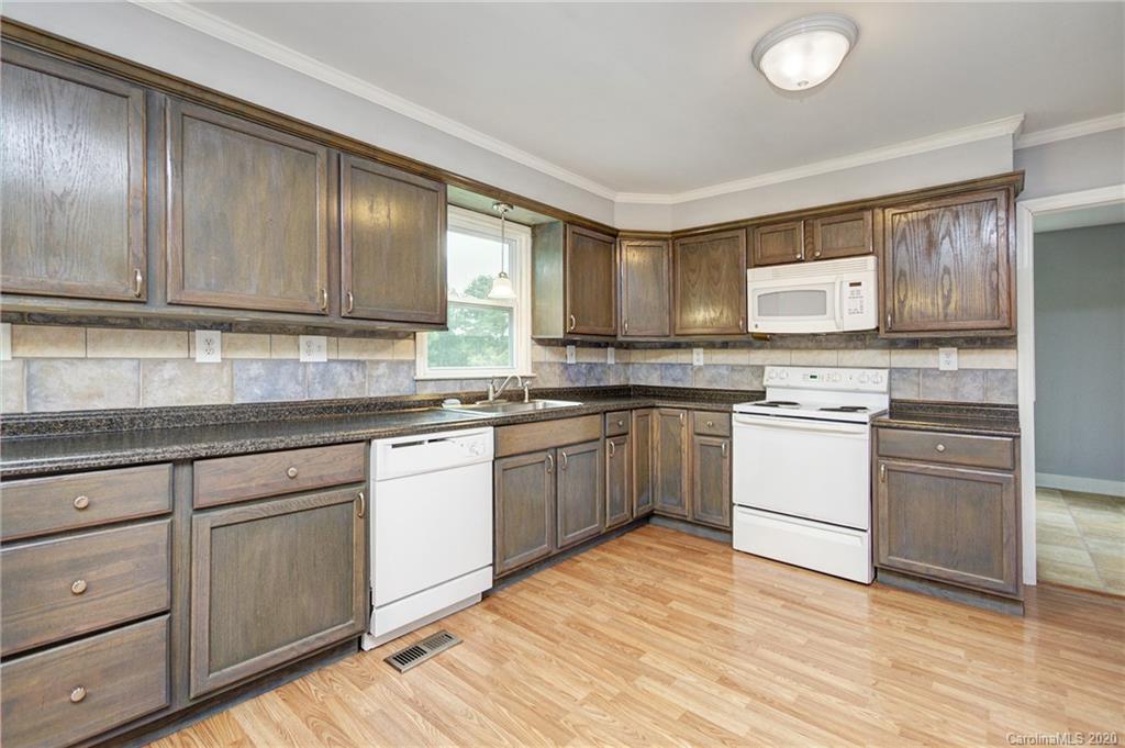 3706 Harrington Quick Road Monroe, NC 28110 - Photo 13 of 25 Gallery Image 13