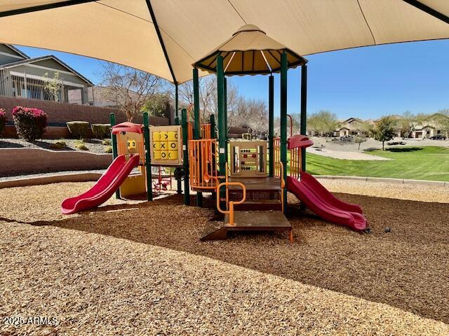 3914 East Constance Way Phoenix, AZ 85042 - Photo 74 of 81 a view of a park with slide