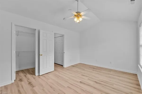 $1,800 | 18 Pickwick Place, Greensboro, NC 27407