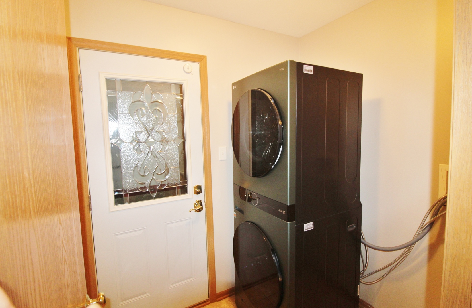 2005 Mountain Road Morris, IL 60450 - Photo 24 of 30 a utility room with dryer and washer
