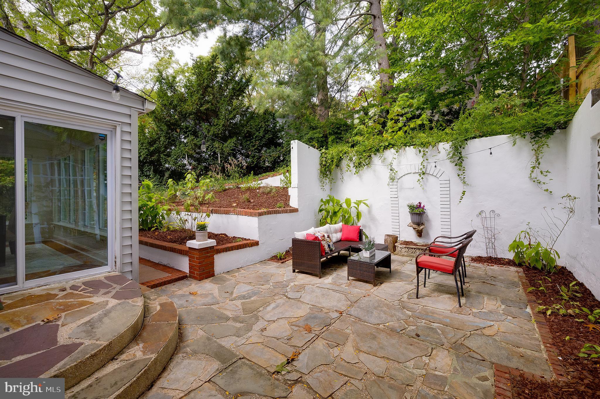 704 Maplewood Avenue Takoma Park, MD 20912 - Photo 13 of 54