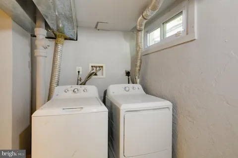 $749,000 | 704 Maplewood Avenue, Takoma Park, MD 20912