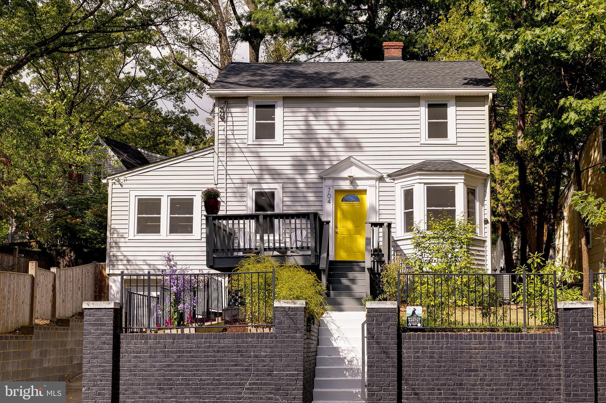 704 Maplewood Avenue Takoma Park, MD 20912 - Photo 52 of 54 a view of a house with a patio