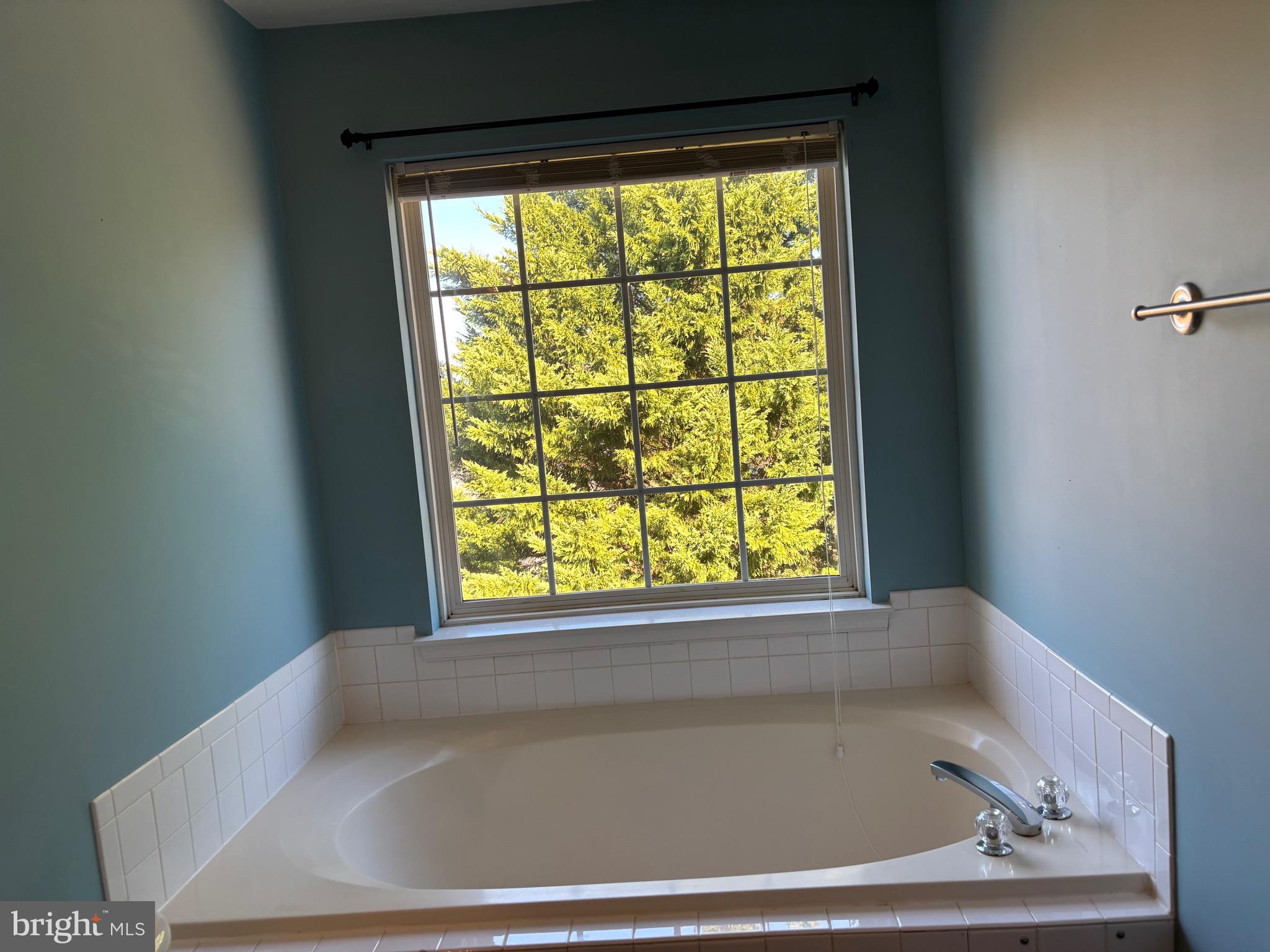 200 Torbert Loop Stafford, VA 22554 - Photo 24 of 28 a bathroom with a bathtub