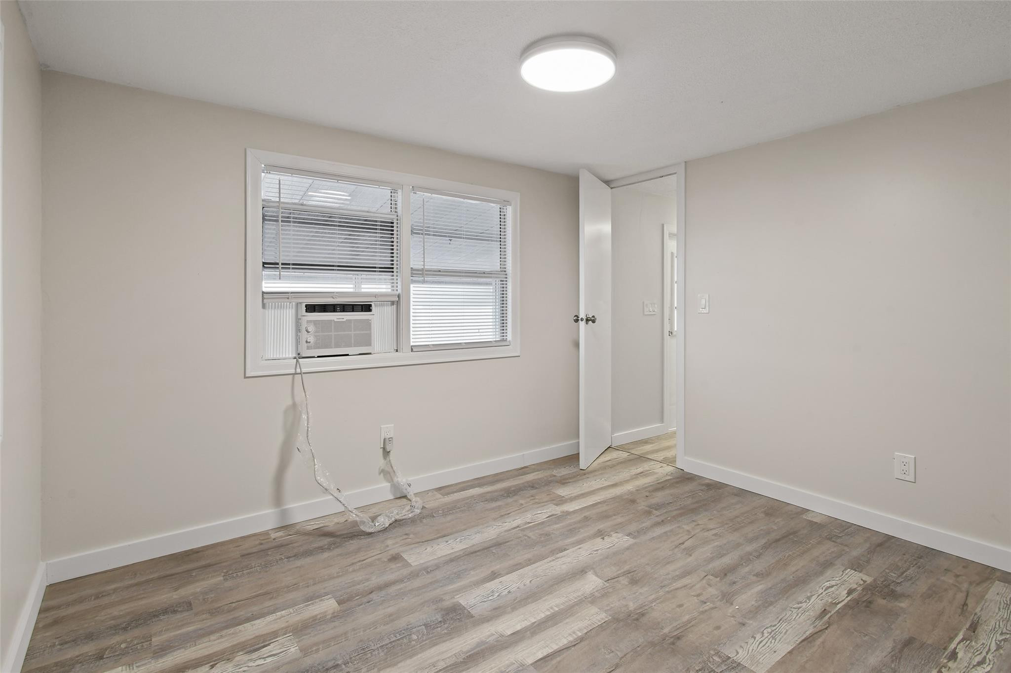 7897 Southeast Swan Avenue Hobe Sound, FL 33455 - Photo 7 of 24 Photo 7