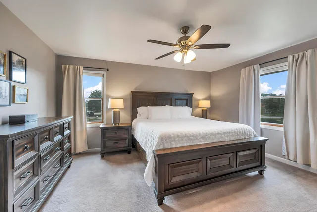 $449,900 | 737 Desplaine Road, De Pere, WI 54115