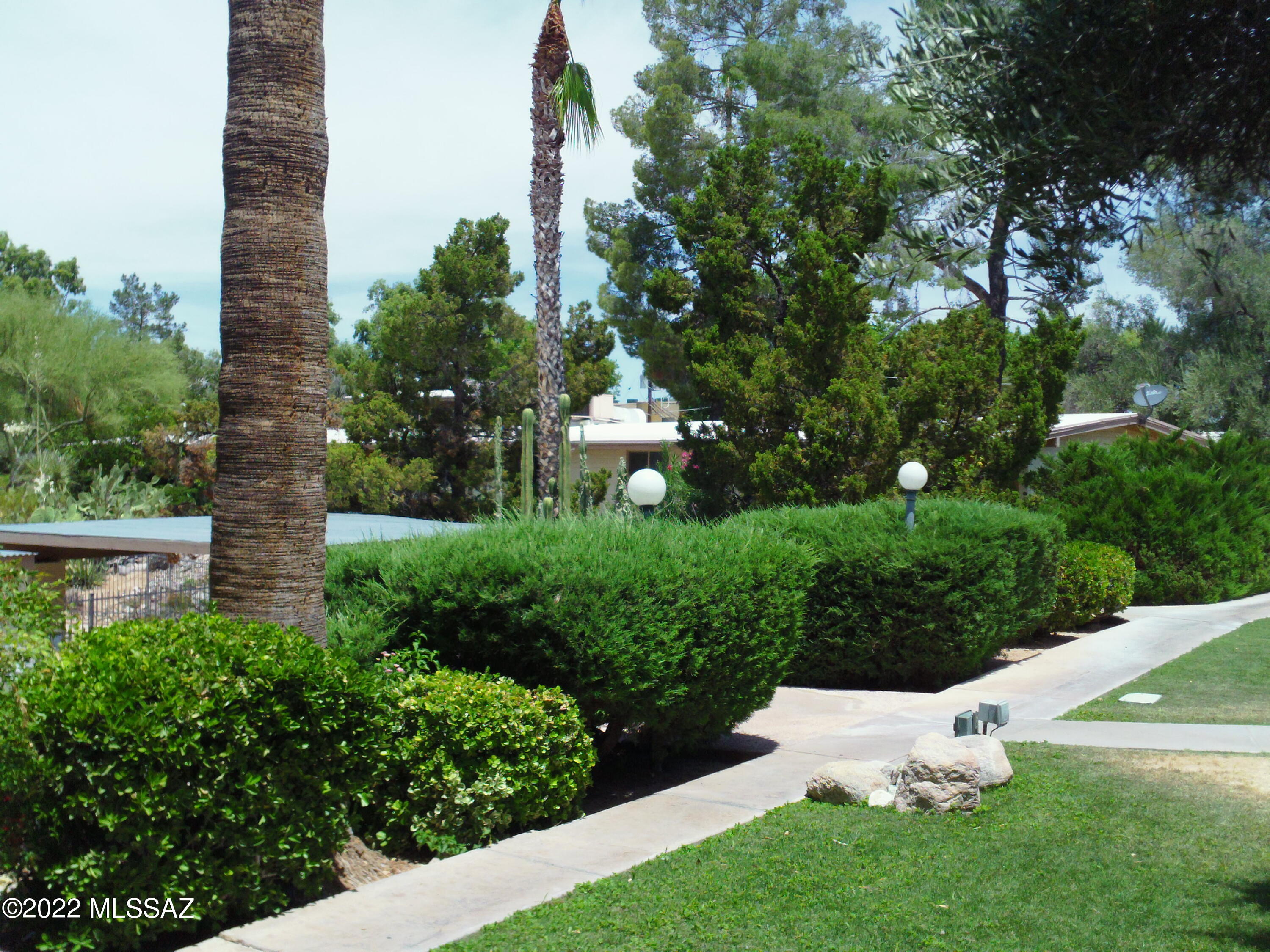 5901 North Oracle Road, Unit 13 Tucson, AZ 85704 - Photo 29 of 37 Gallery Image 29