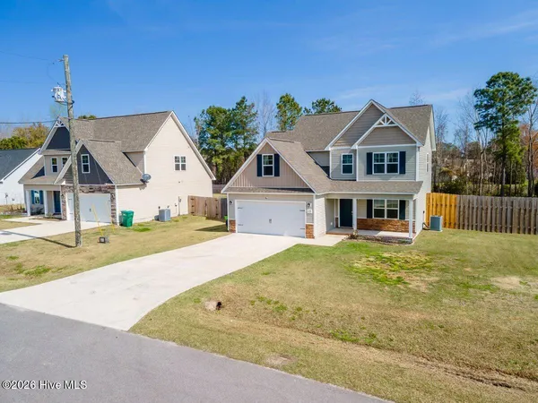 $319,900 | 104 Cameo Court, Jacksonville, NC 28540