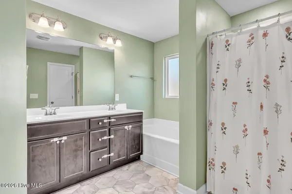 $319,900 | 104 Cameo Court, Jacksonville, NC 28540
