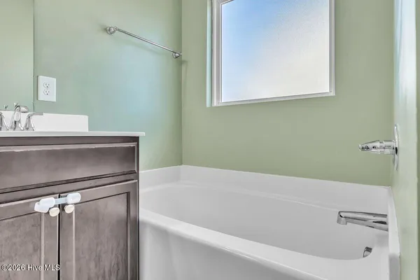 $319,900 | 104 Cameo Court, Jacksonville, NC 28540