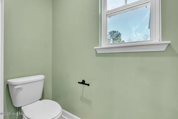 $319,900 | 104 Cameo Court, Jacksonville, NC 28540