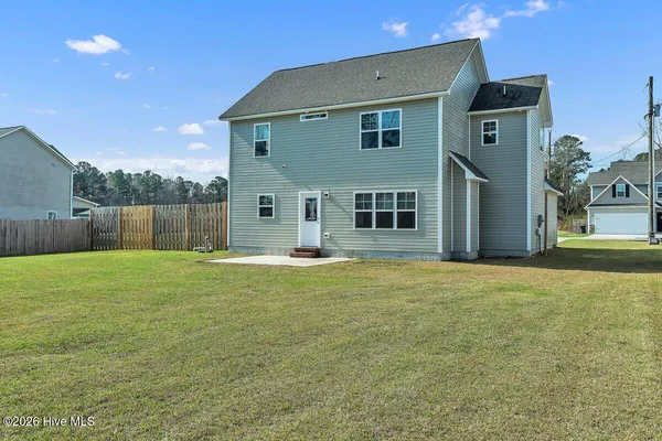 $319,900 | 104 Cameo Court, Jacksonville, NC 28540