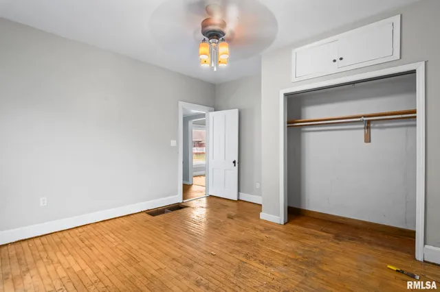 $139,900 | 213 West Conrey Street, Williamsville, IL 62693