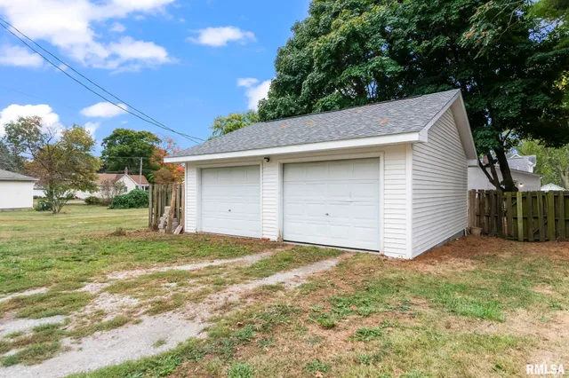 $139,900 | 213 West Conrey Street, Williamsville, IL 62693