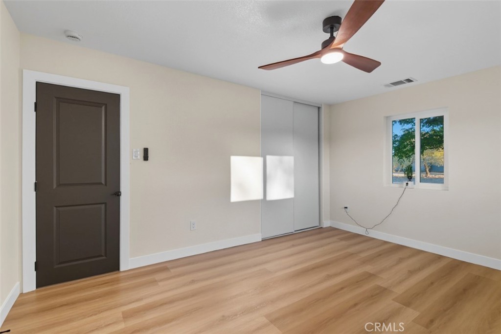 11832 Valle Vista Road Phelan, CA 92371 - Photo 20 of 40 Master Bedroom