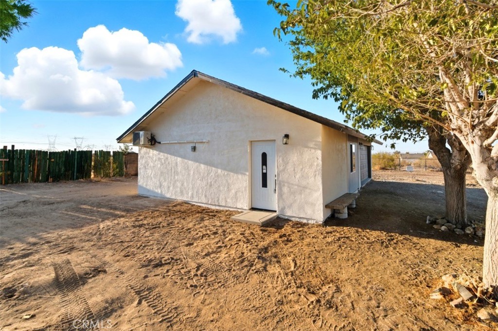 11832 Valle Vista Road Phelan, CA 92371 - Photo 23 of 40