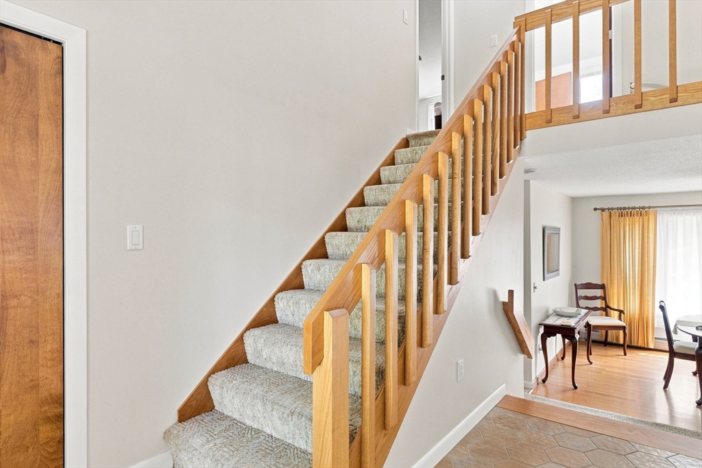 6 Snow Fields Road Mattapoisett, MA 02739 - Photo 5 of 35 Gallery Image 5