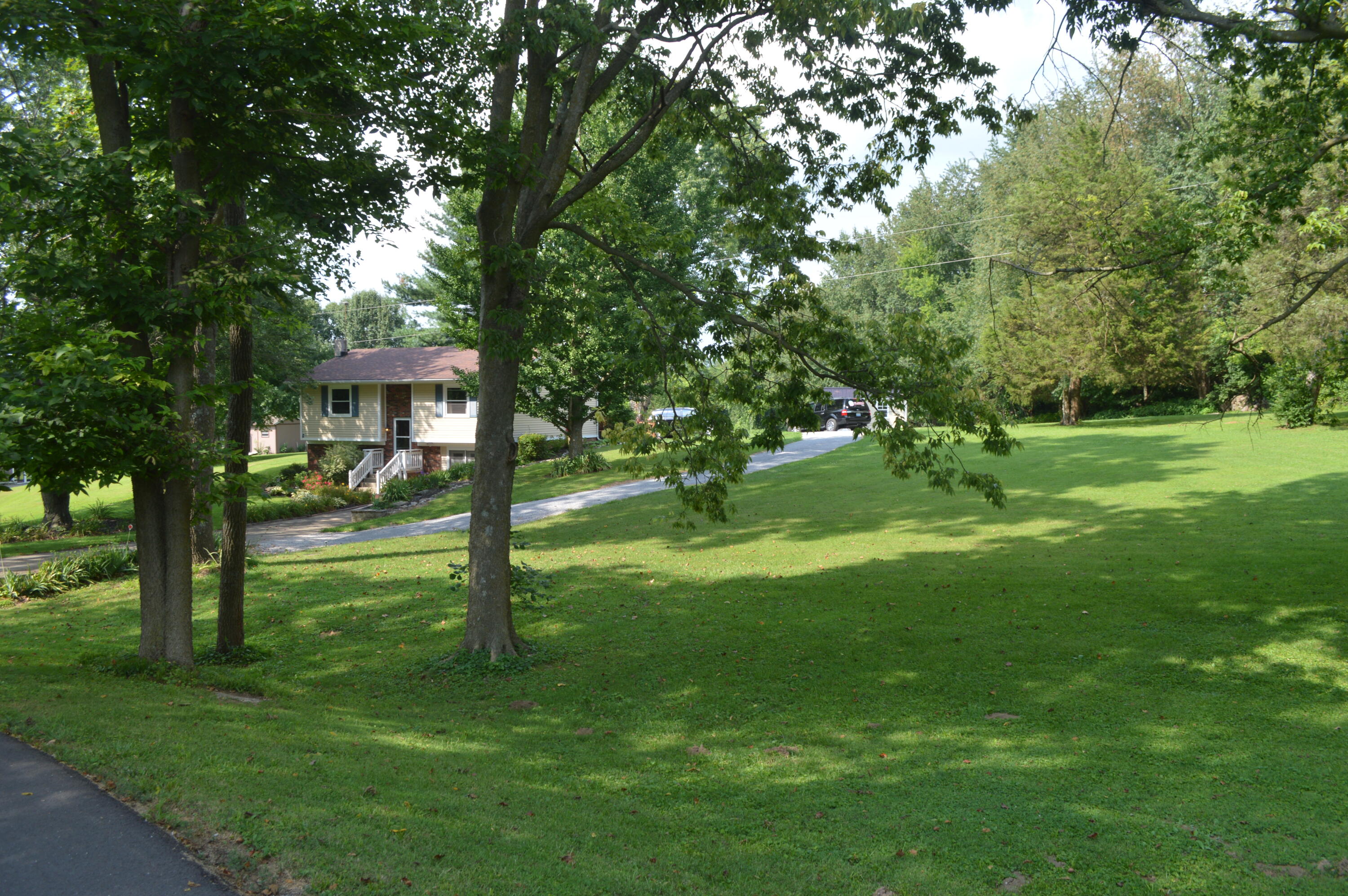 1950 Bluegill Road Danville, KY 40422 - Photo 3 of 32 DSC_0506