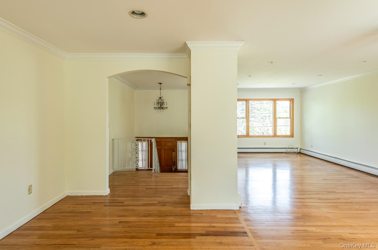 1360 Centre Road Rhinebeck, NY 12572 - Photo 19 of 45 Upper level public space