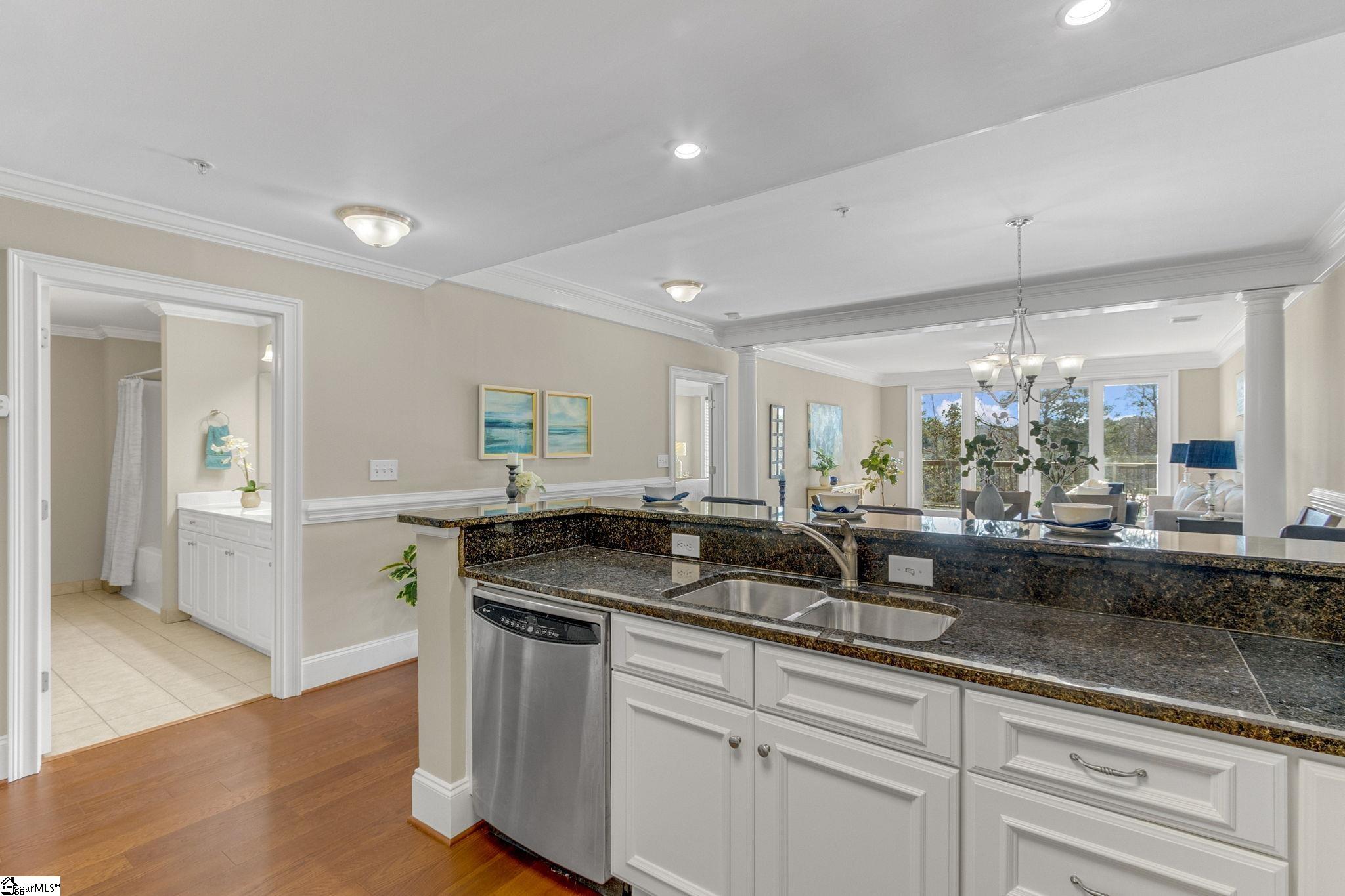 408 Watermarke Lane Anderson, SC 29625 - Photo 8 of 36