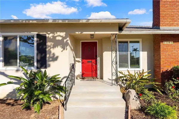 $4,495 | 1505 North Rosewood Avenue, Santa Ana, CA 92706