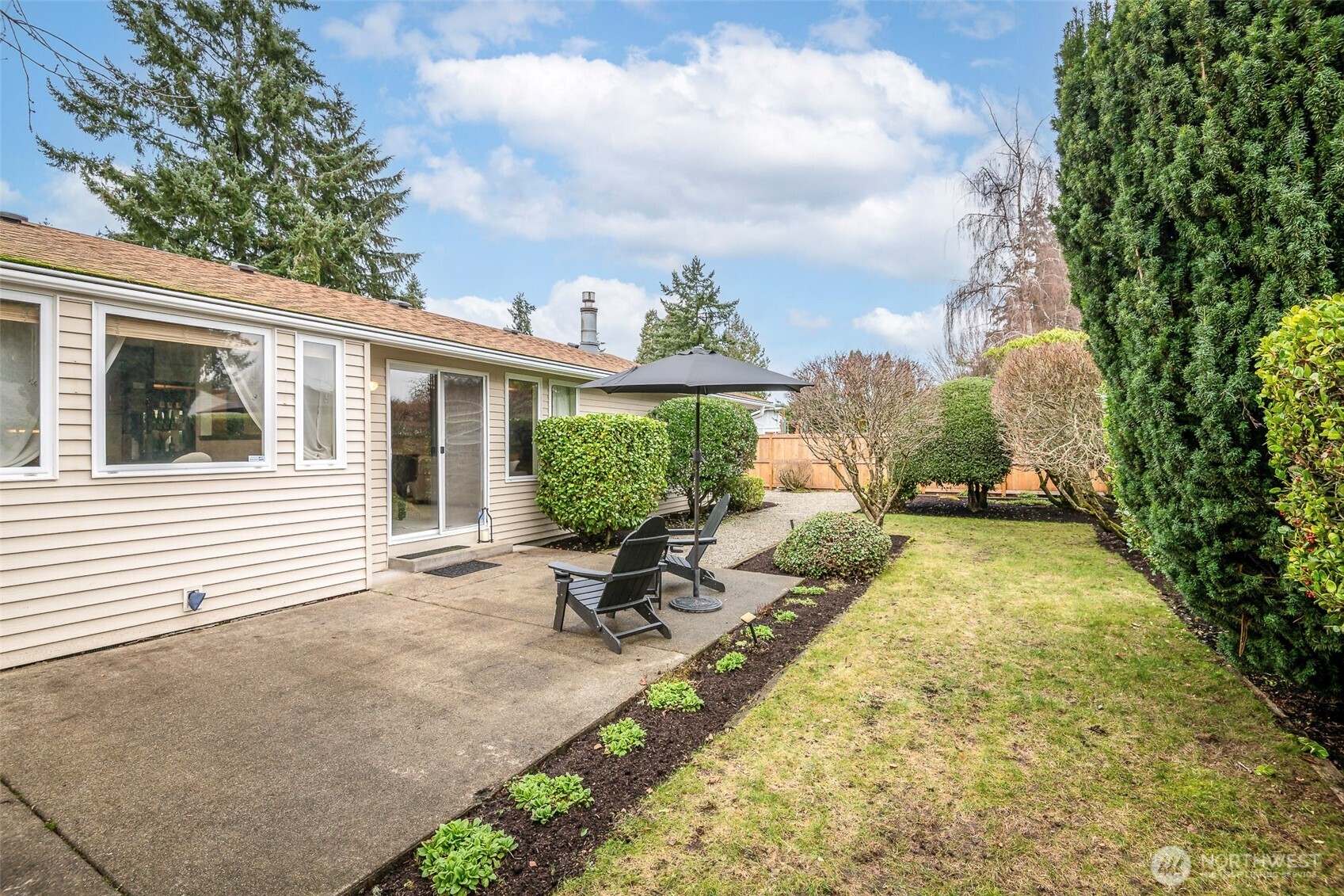 61 Bonney Street Steilacoom, WA 98388 - Photo 32 of 34 a view of backyard of the house