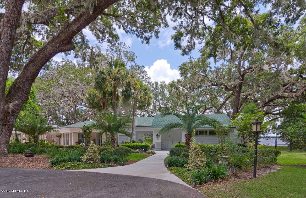 2729 Holly Point Road East Orange Park, FL 32073 - Photo 1 of 39 Front