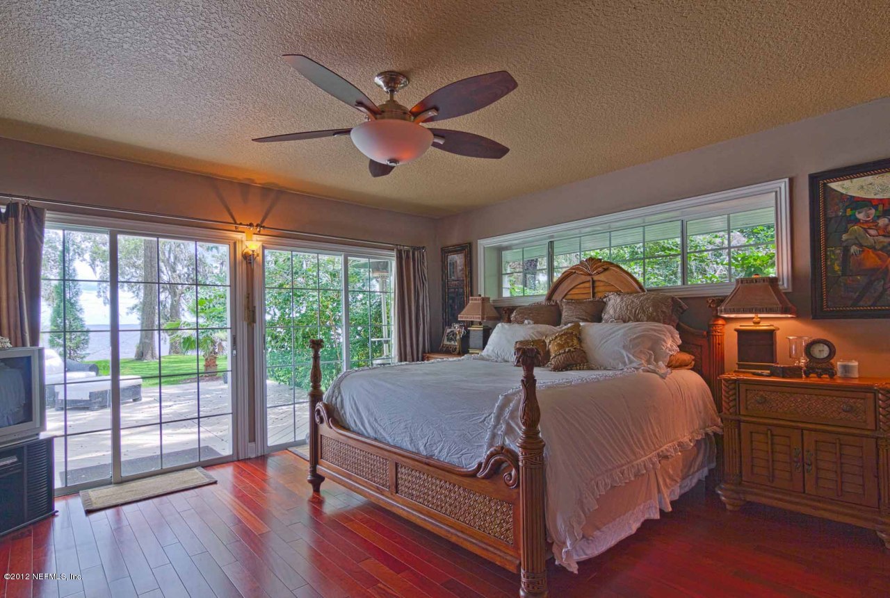 2729 Holly Point Road East Orange Park, FL 32073 - Photo 13 of 39 Master Bedroom