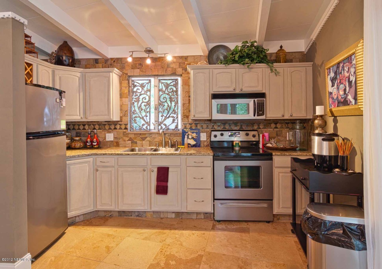 2729 Holly Point Road East Orange Park, FL 32073 - Photo 29 of 39 Guest House Kitchen