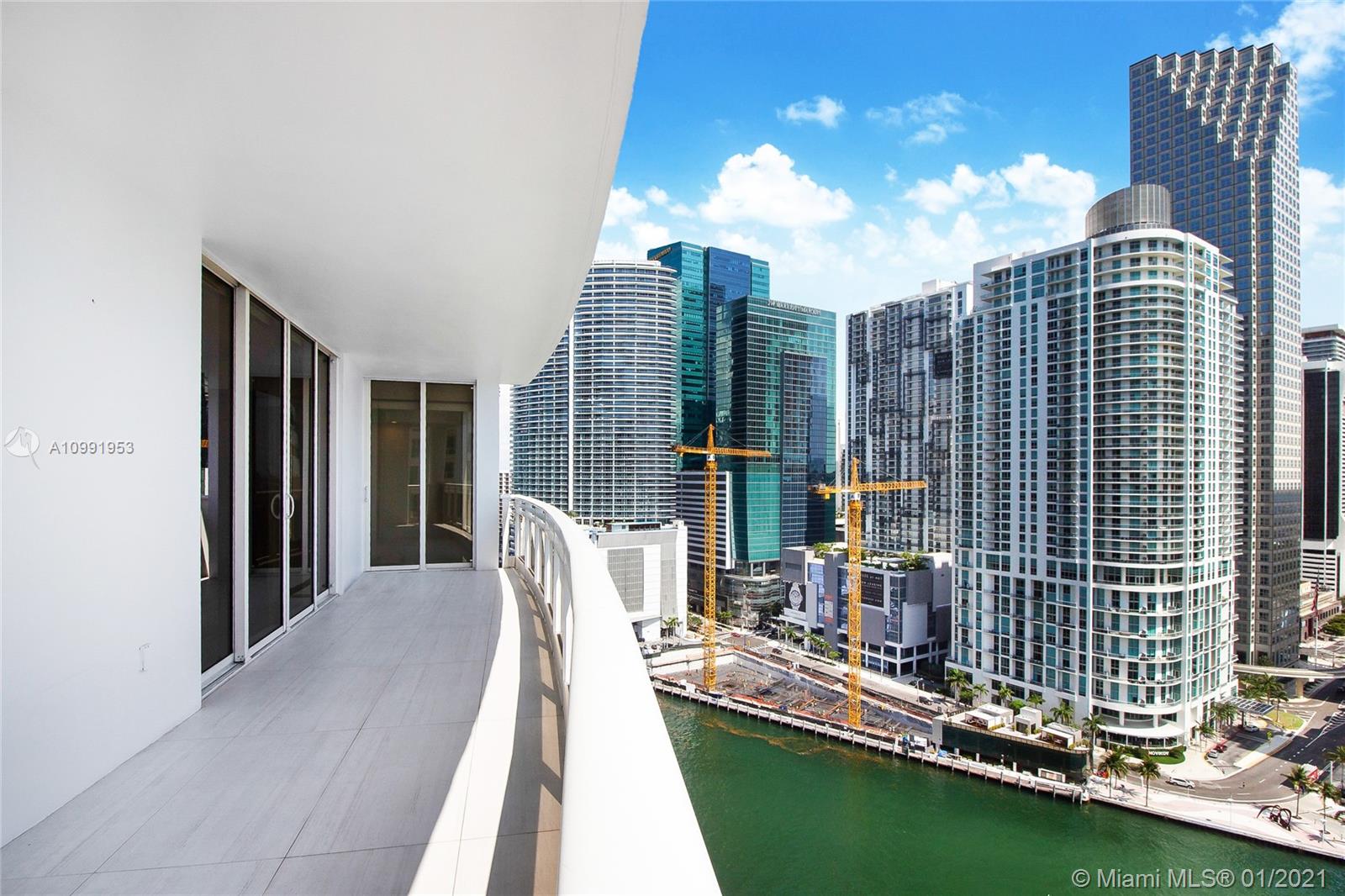 901 Brickell Key Boulevard, Unit 2507 Miami, FL 33131 - Photo 24 of 25