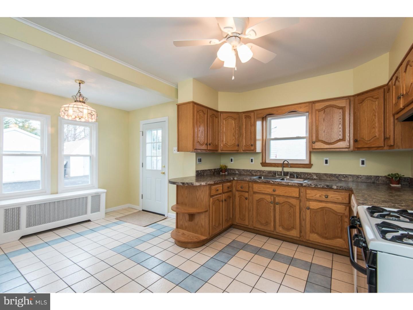 222 Powell Road Springfield, PA 19064 - Photo 12 of 23 Kitchen