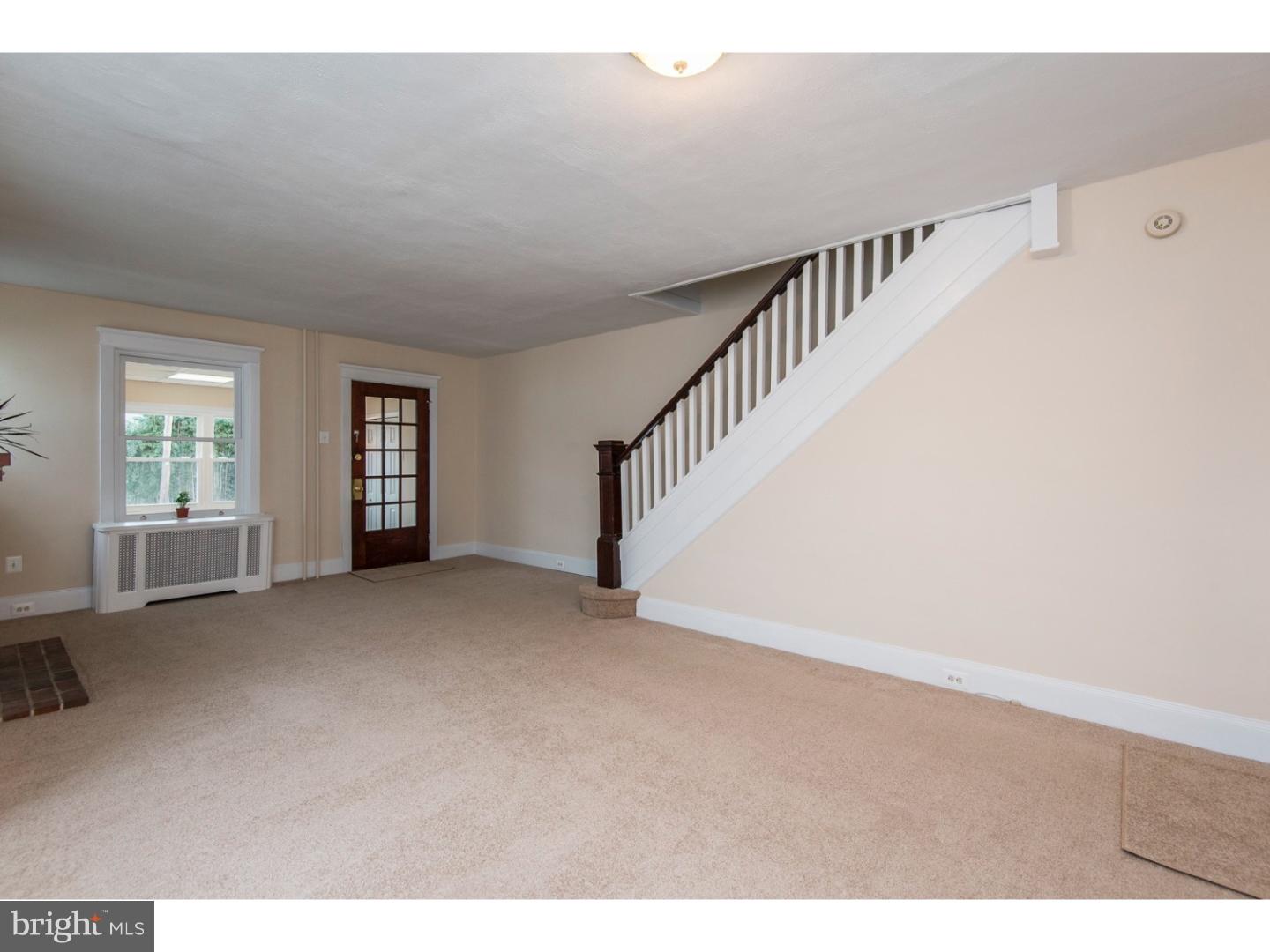 222 Powell Road Springfield, PA 19064 - Photo 4 of 23 Living Room