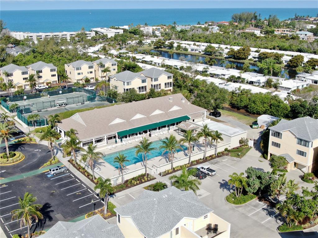 848 Evergreen Way Longboat Key, FL 34228 - Photo 44 of 66 an aerial view of residential houses with outdoor space