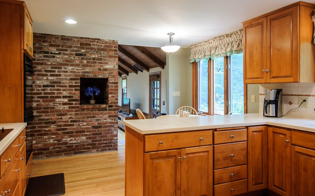 80 Rowley Bridge Road Topsfield, MA 01983 - Photo 15 of 30
