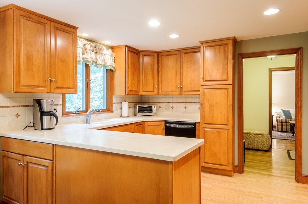 80 Rowley Bridge Road Topsfield, MA 01983 - Photo 3 of 30