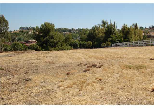 2568-72 Lone Jack Road Encinitas, CA 92024 - Photo 15 of 21