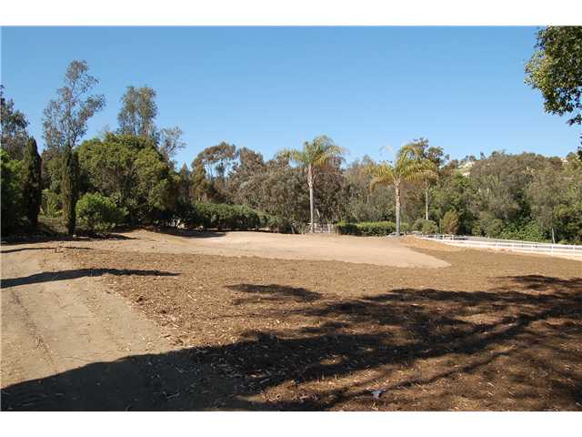 2568-72 Lone Jack Road Encinitas, CA 92024 - Photo 18 of 21