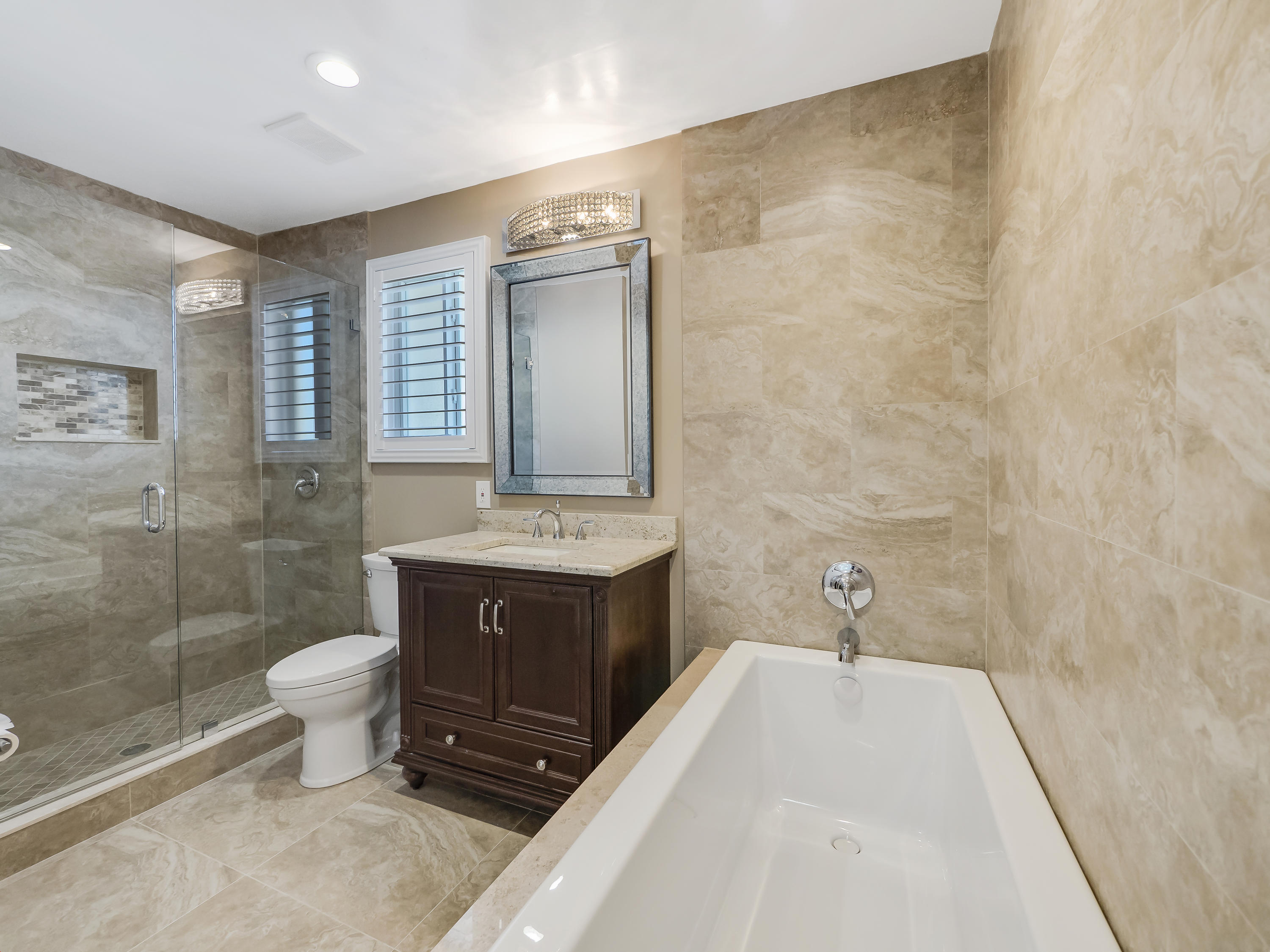 236 Northwest 3rd Court Boca Raton, FL 33432 - Photo 8 of 14 Master Bath